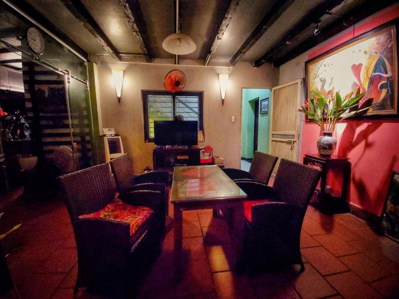 Hanoi Balcony Homestay Екстер'єр фото